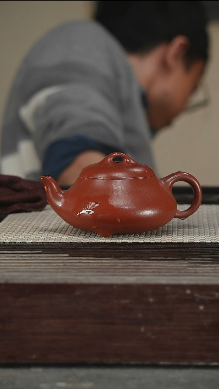 茶壶紫砂带证220CC173号