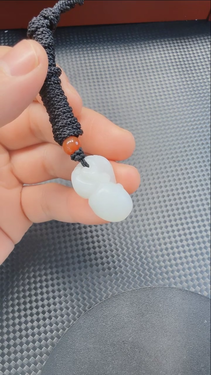 【闪购商品】和田玉吊坠(不含链)未镶嵌24