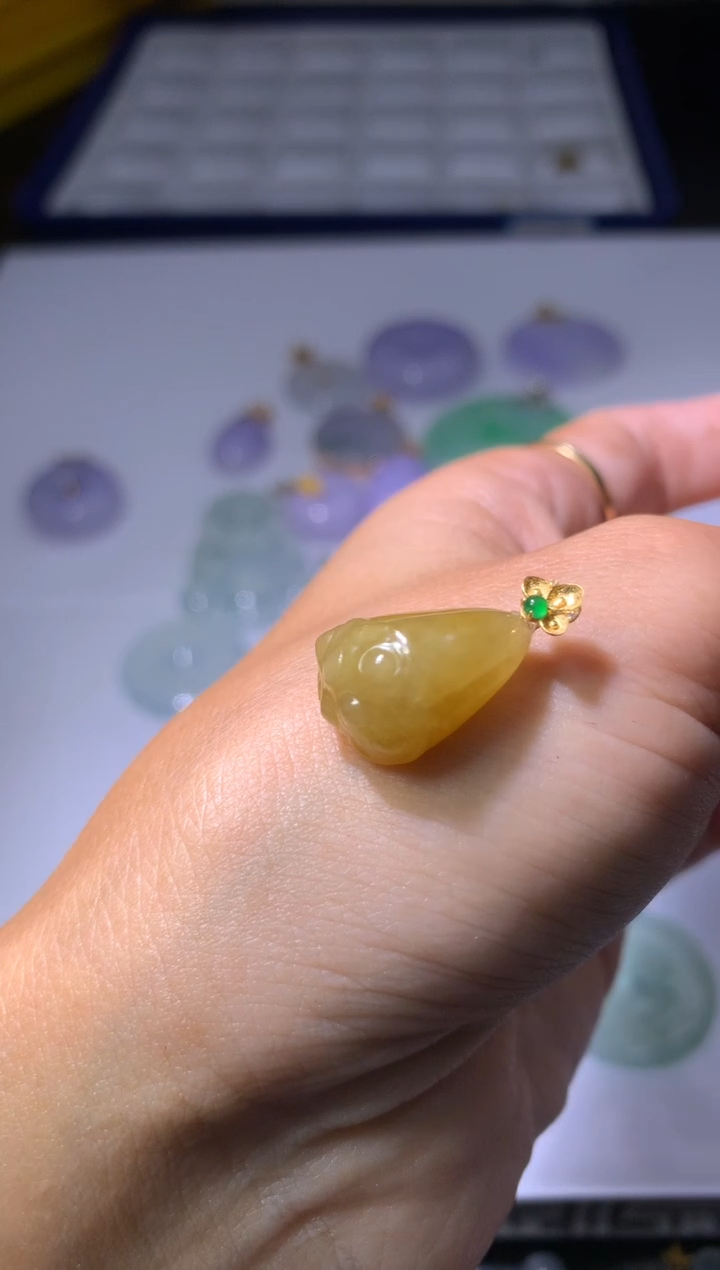 未镶嵌挂件翡翠MXX059360