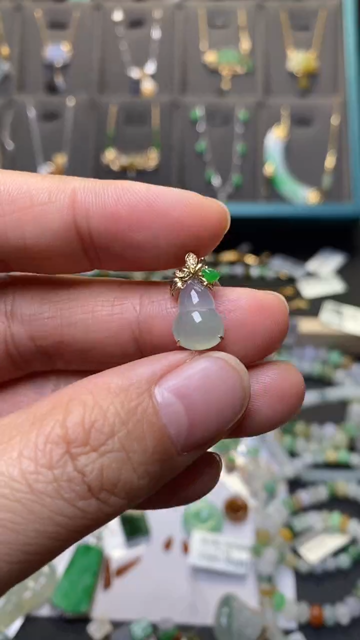 颈饰未镶嵌翡翠净货34403