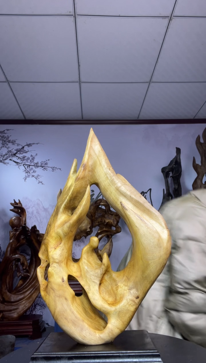 金丝楠木雕款唐*哥金丝楠木工艺品摆件