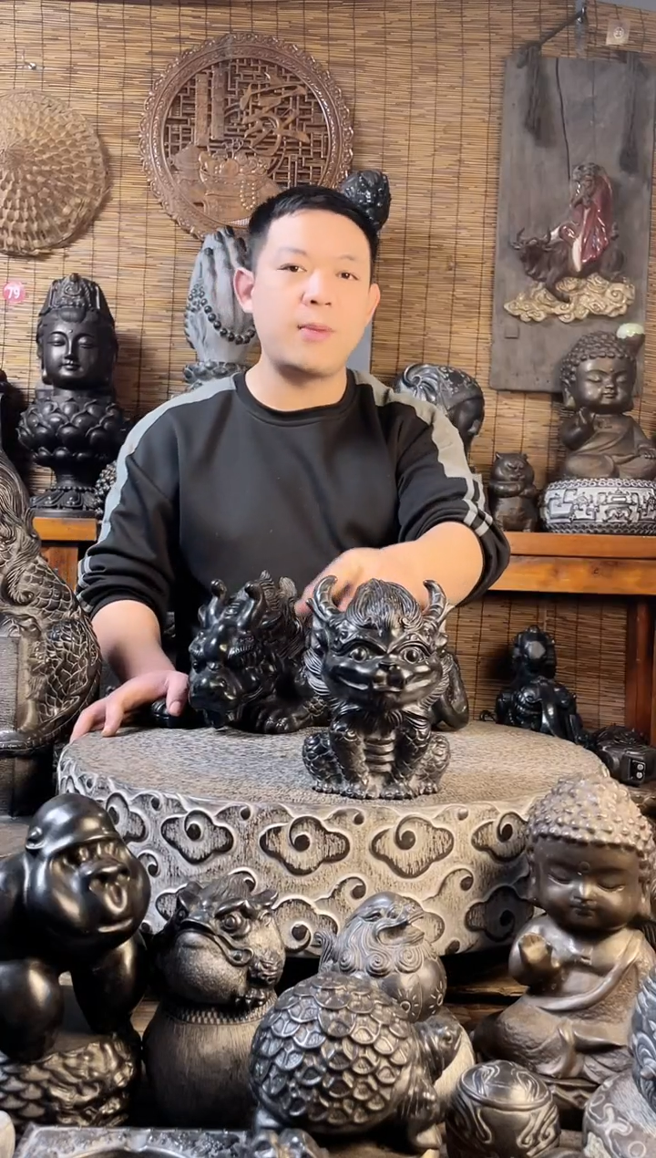 【闪购商品】20带角Q版麒麟天然青石雕刻