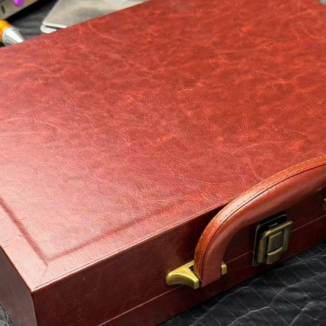 原创节日风格轻奢风礼盒y611