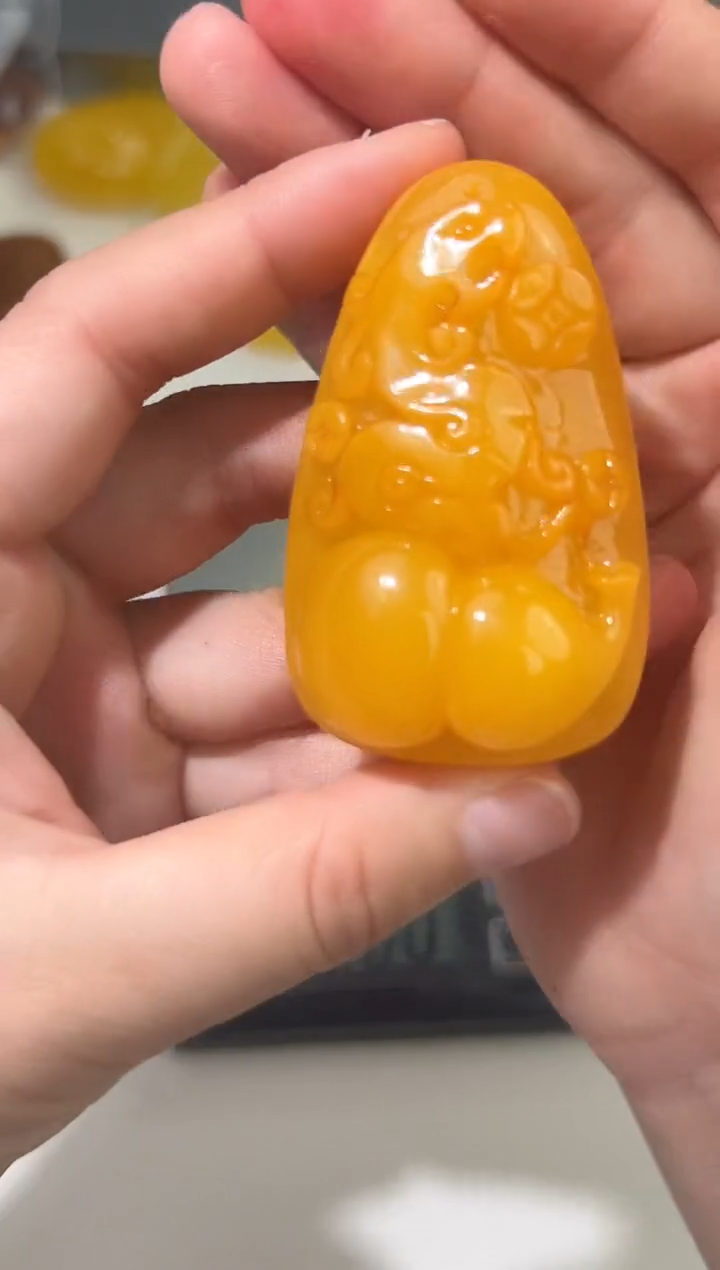 裸石琥珀未镶嵌琥珀蜜蜡吊坠