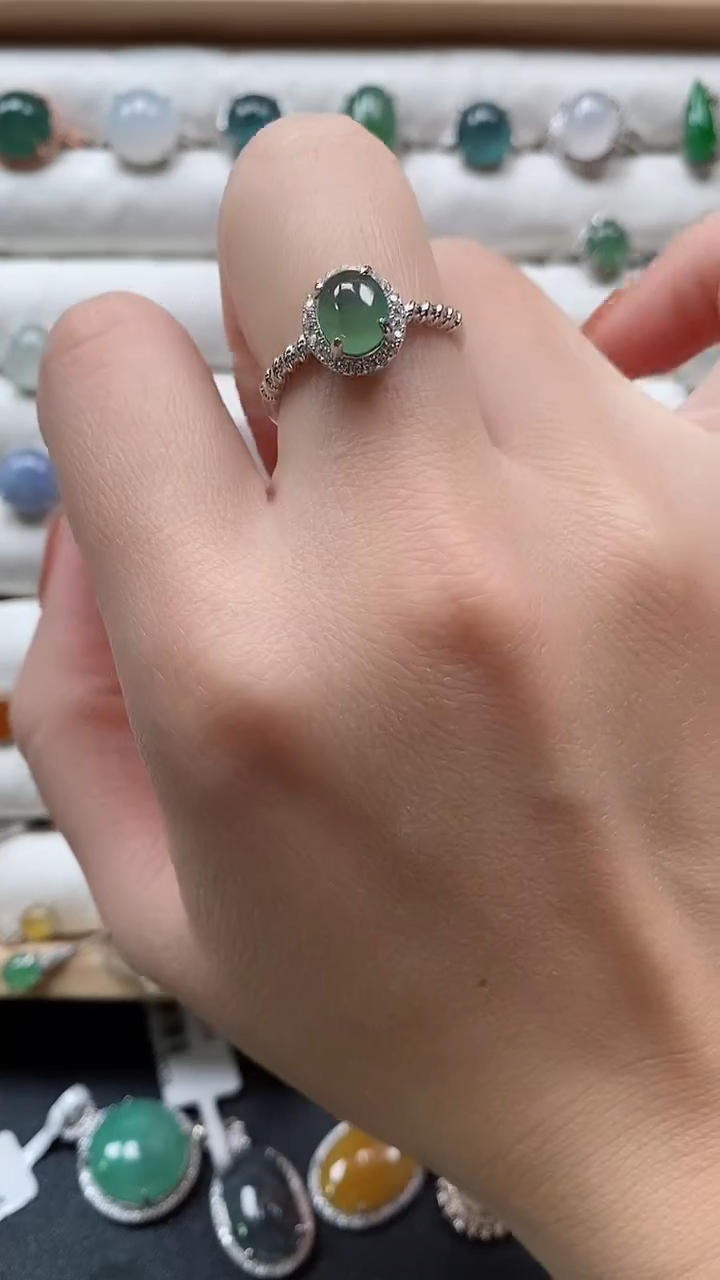 【闪购商品】翡翠戒指银S925镶嵌一物一证一礼盒