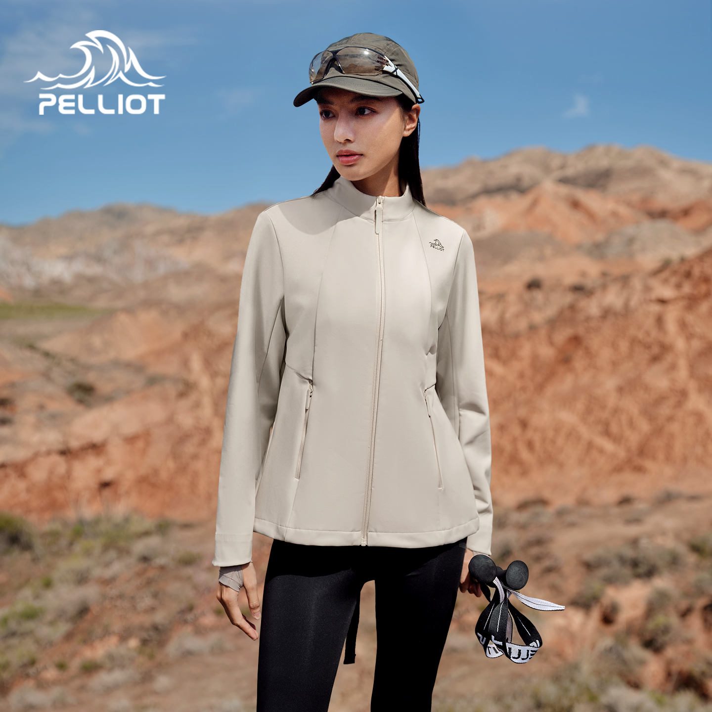 伯希和软壳衣女款户外防风保暖休闲夹克上衣耐磨徒步登山运动外套