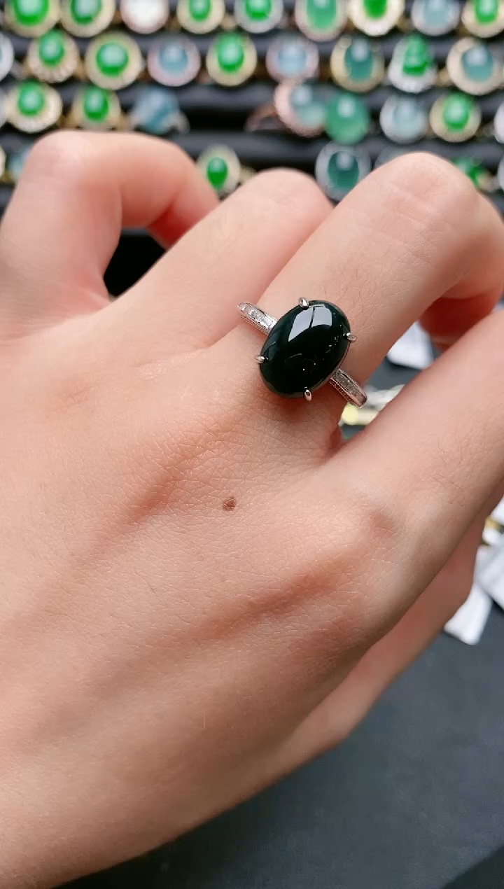 【闪购商品】翡翠戒指银S925镶嵌111111