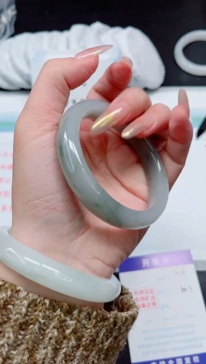 【闪购商品】石英质玉手镯未镶嵌729-60.1