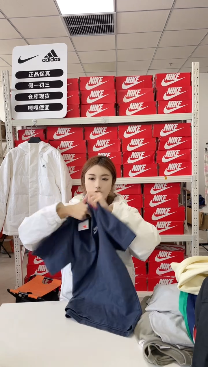 编码 347 尺码xl  胸围衣长  正品直播间过款