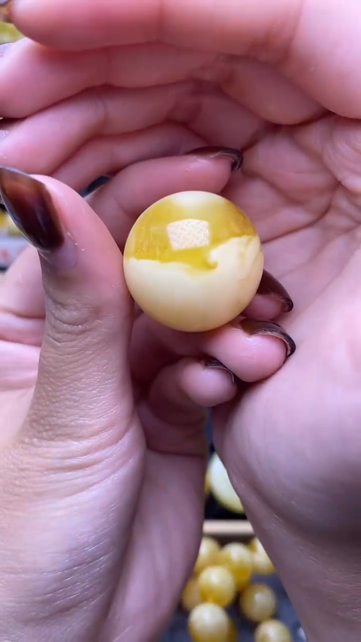 【闪购商品】琥珀裸石未镶嵌蜜蜡.65