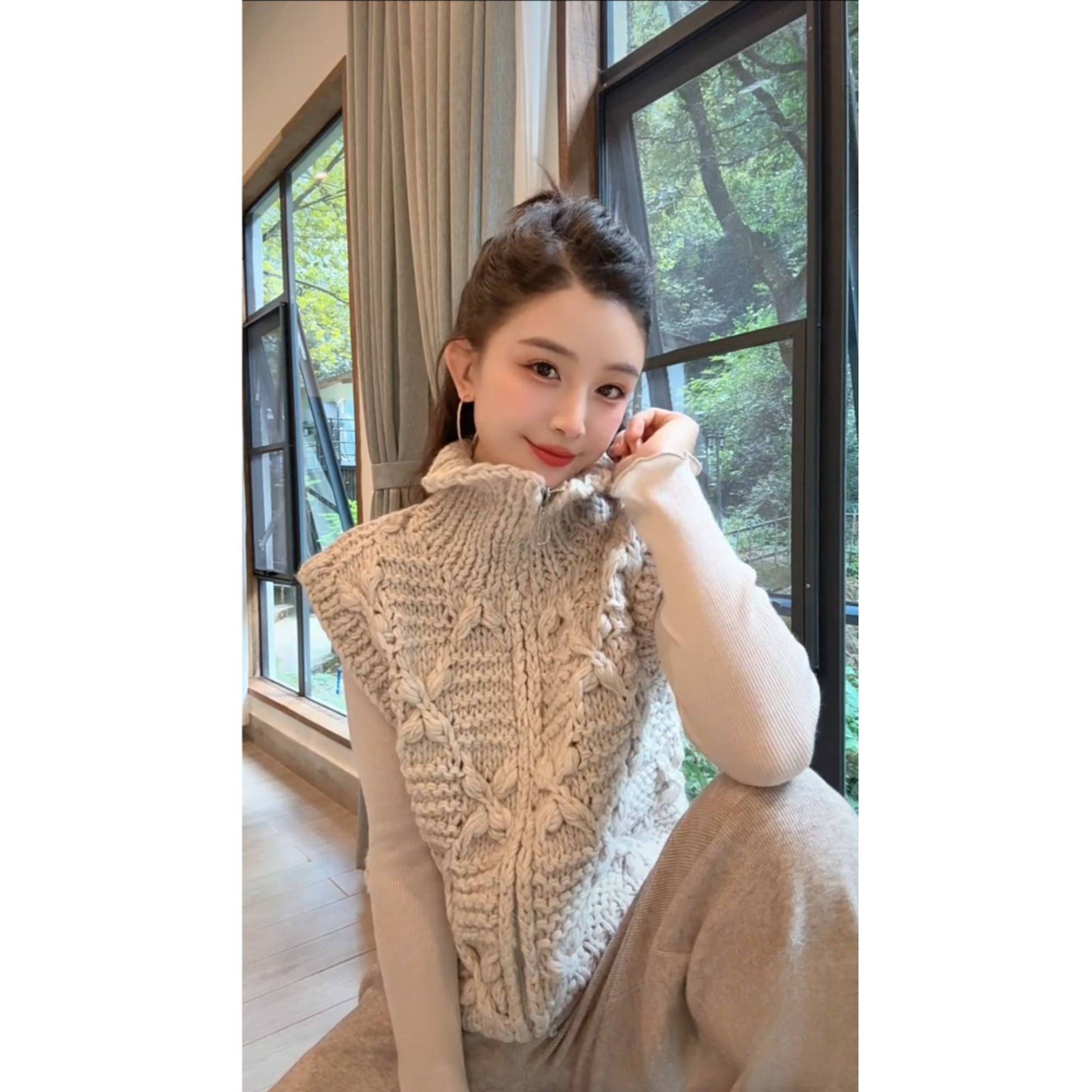 洋洋优选-秋冬新款立领拉链手工编织无袖设计马甲毛衣外套YY71930