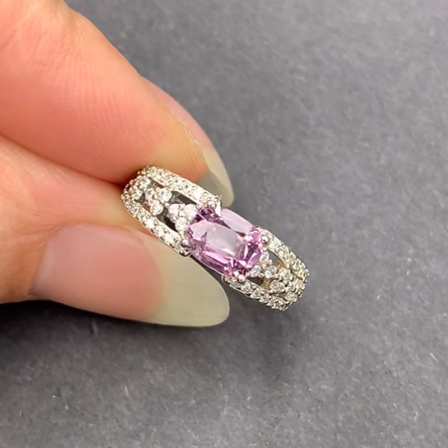 银928尖晶石戒指主石92分