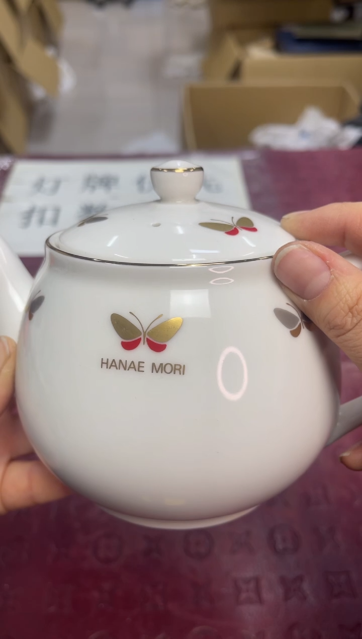 默认微瑕，no退no换，介意勿拍