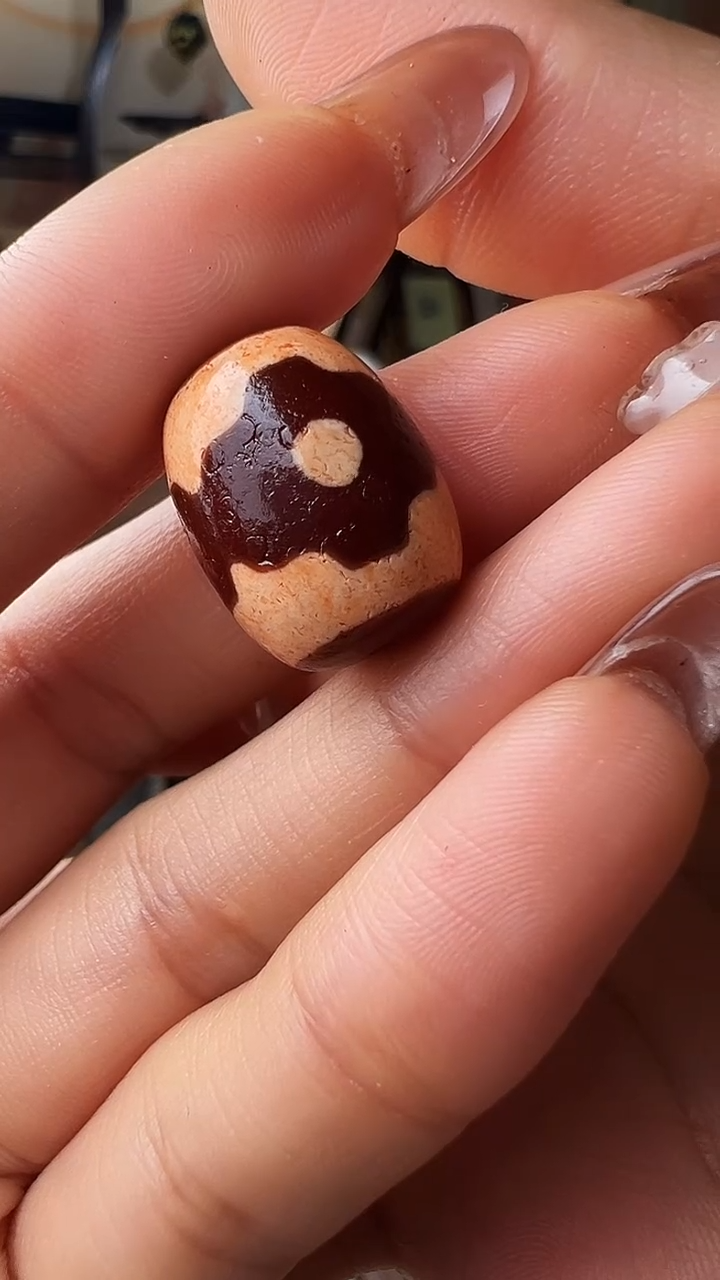 未镶嵌颈饰玛瑙/玉髓凤*三眼