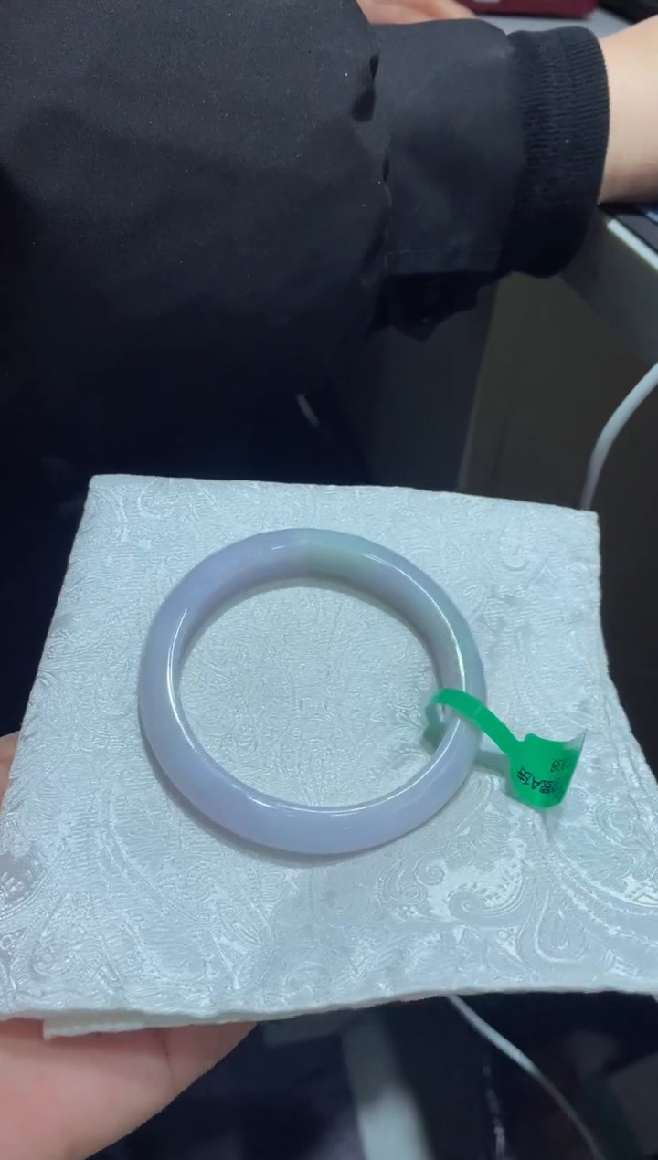 【闪购商品】翡翠手镯未镶嵌71600000