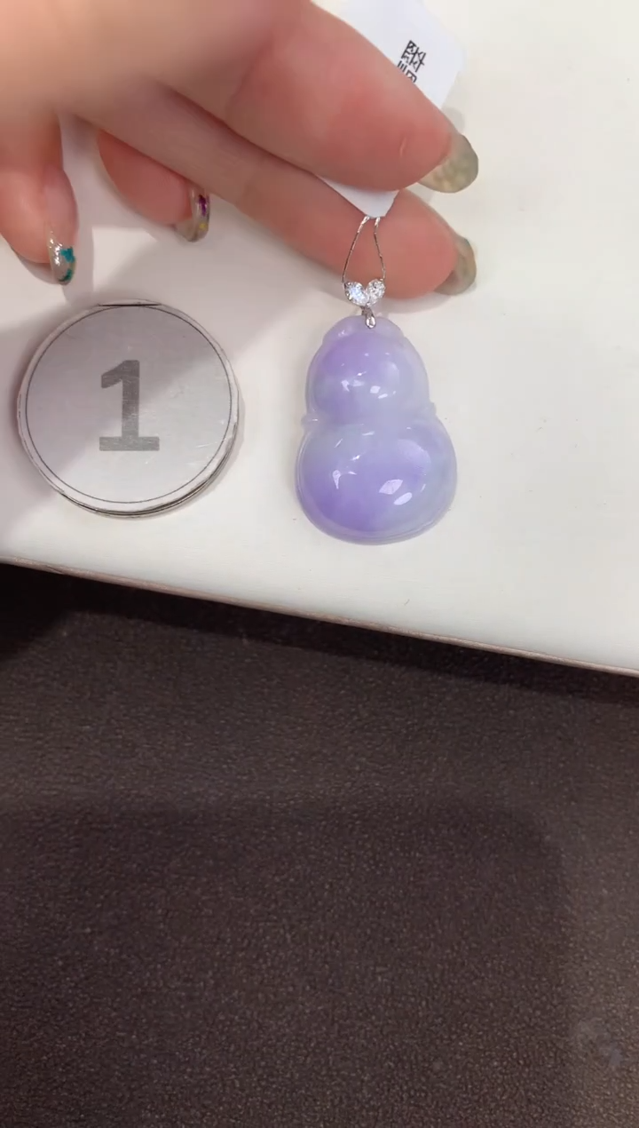 颈饰18K金镶嵌翡翠天然缅甸a货翡翠(
