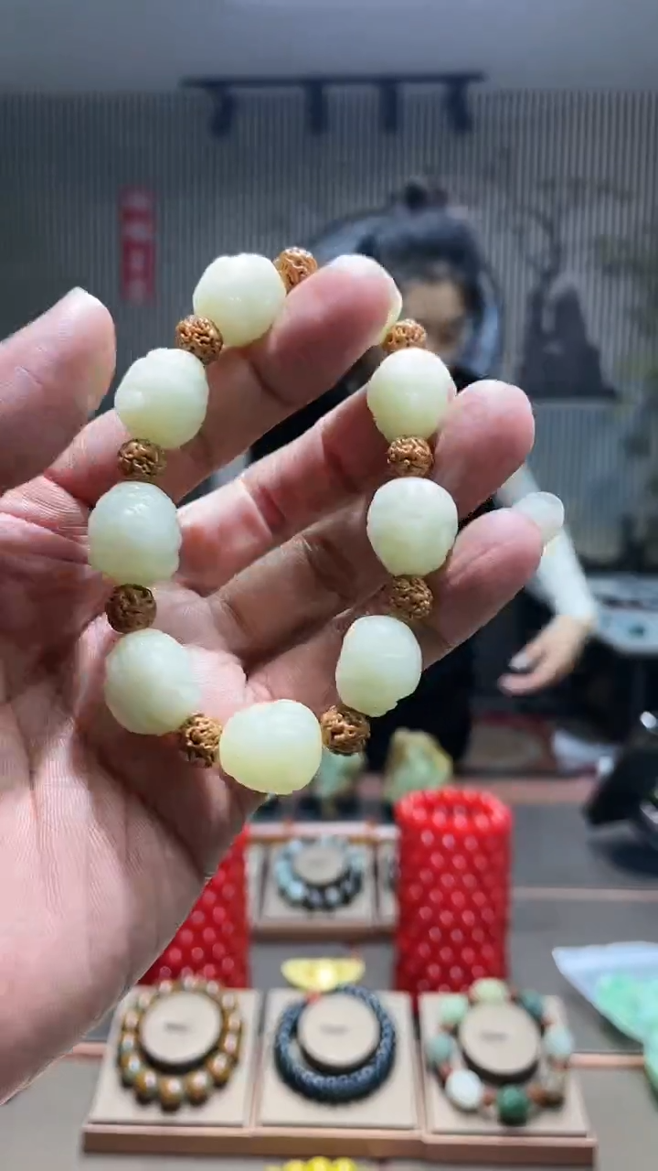 【闪购商品】和田玉手串未镶嵌貔貅