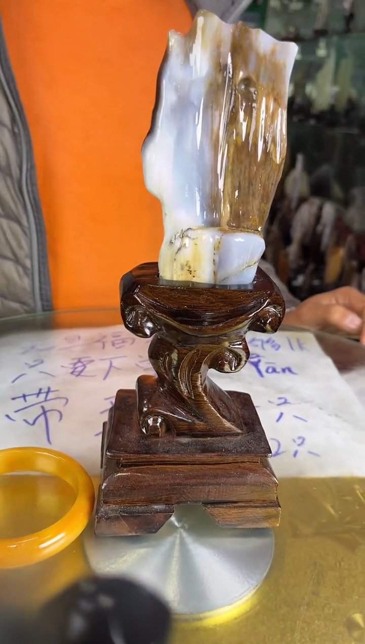 缅甸天然树化玉精品居家摆件