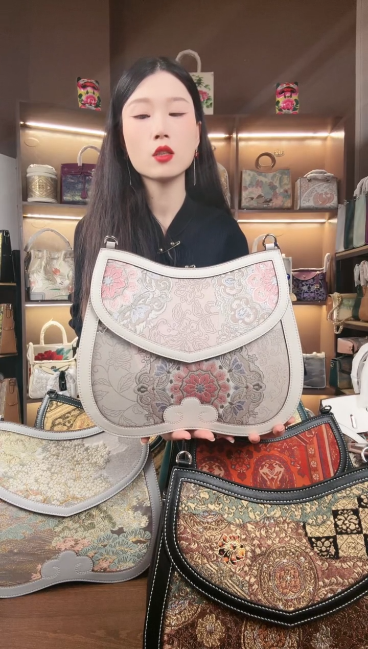 【闪购商品】织绣【17号】岁玺子兮 头层牛皮 如意包