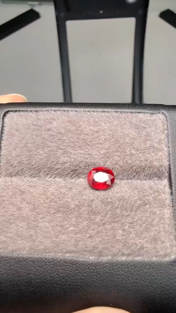 【闪购商品】红宝石裸石未镶嵌无烧鸽血红1.2ct-A635-1p