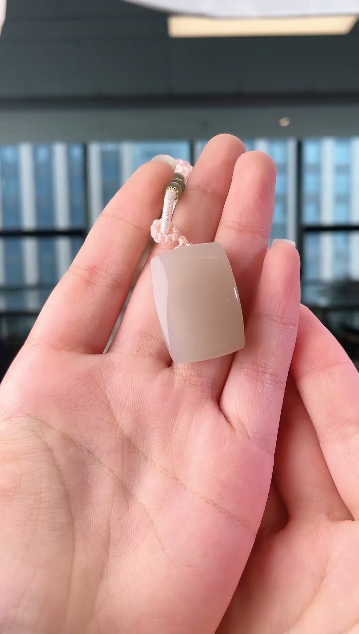 颈饰未镶嵌和田玉无事牌 无