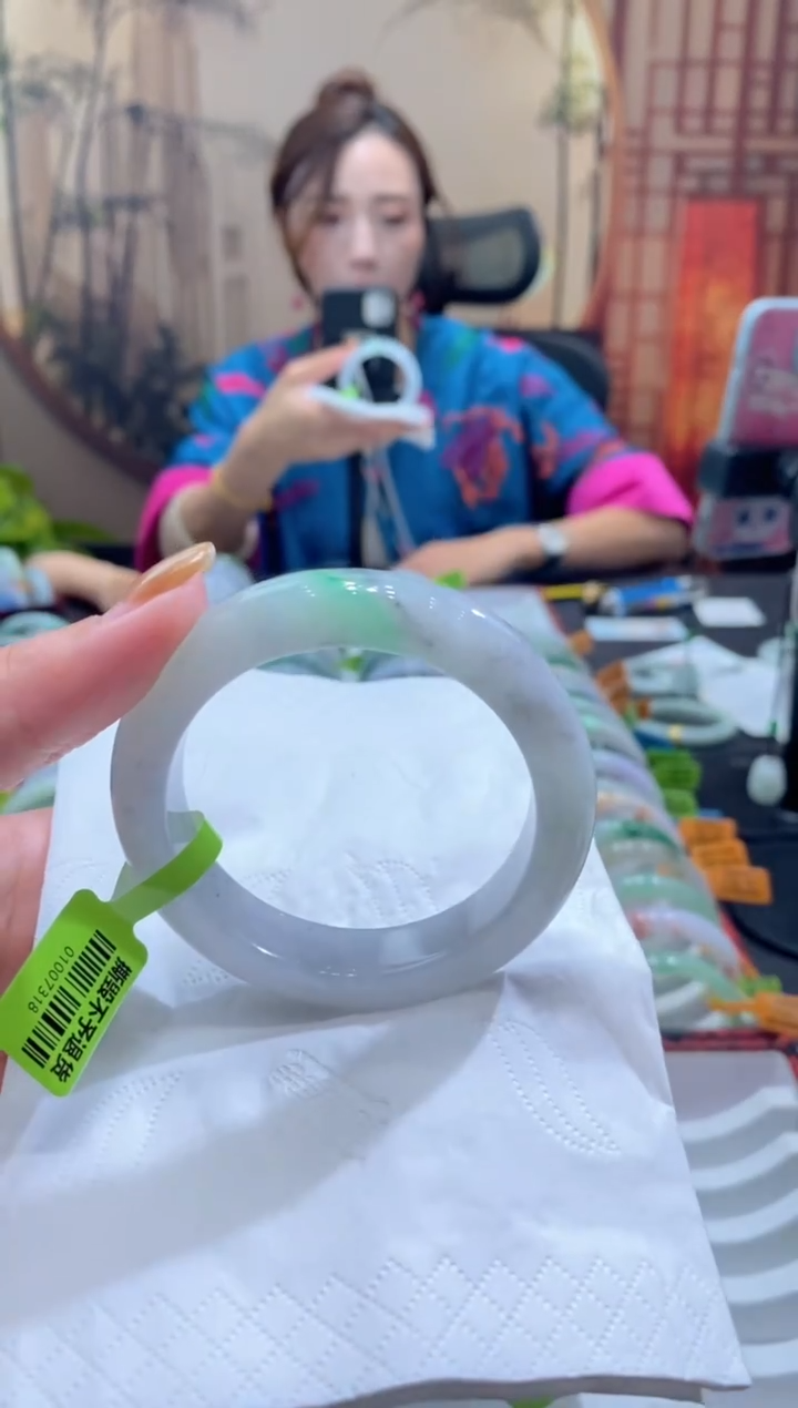 未镶嵌手镯翡翠000089364