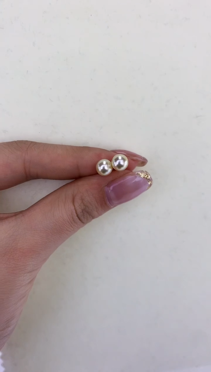 18K金镶嵌DA海水珍珠 羽皇金耳钉6-7MM X011