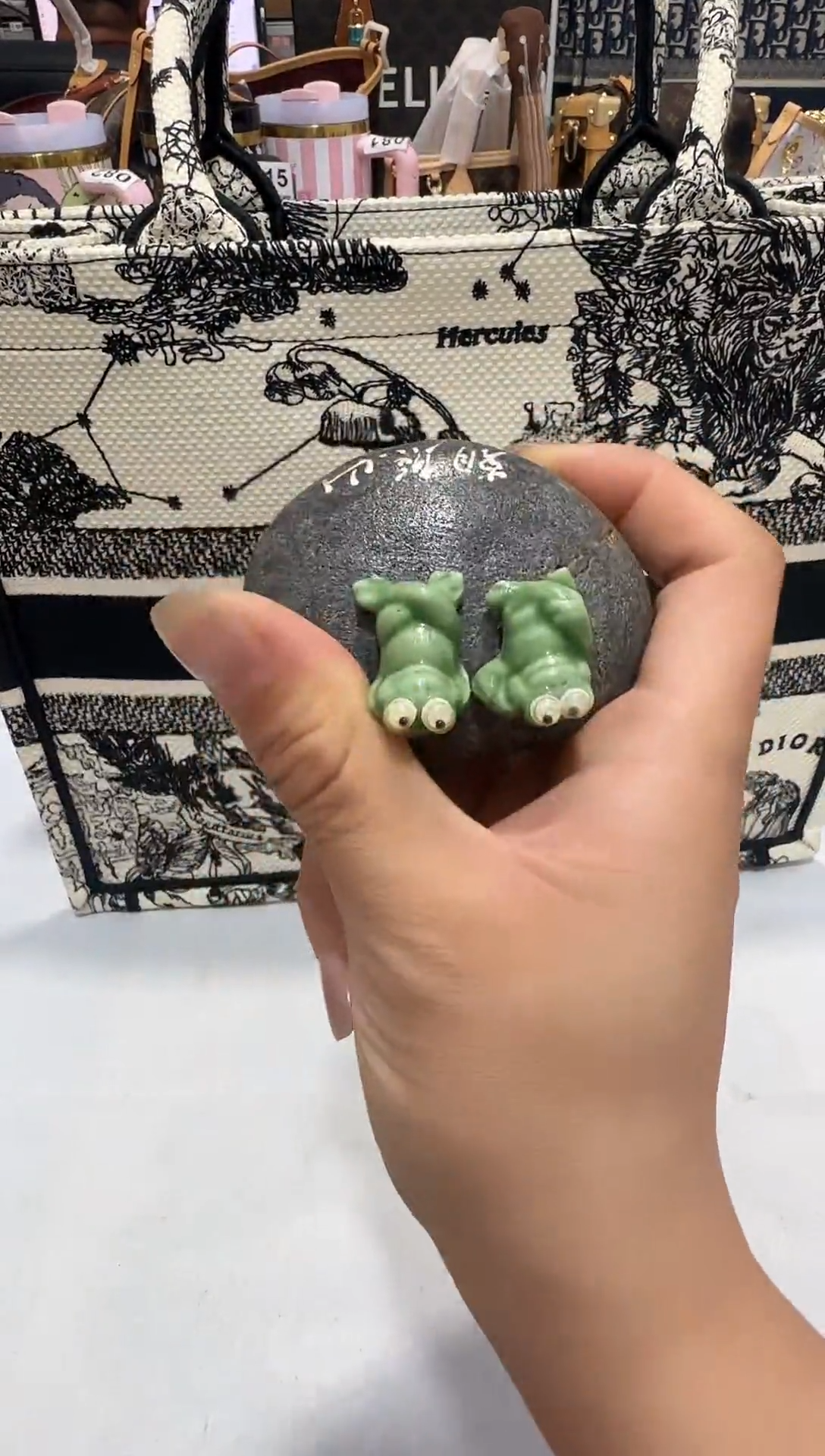 瓷片七天无理由退换货