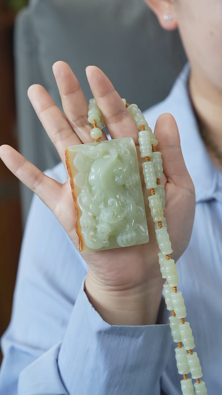 和田玉未镶嵌颈饰貔貅