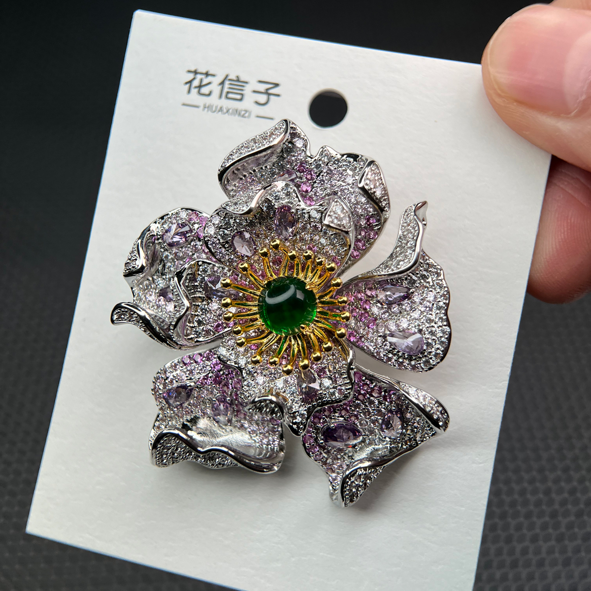 铜合成锆石胸针 9121 绿心花韵 新配色重工奢华高档大衣胸花