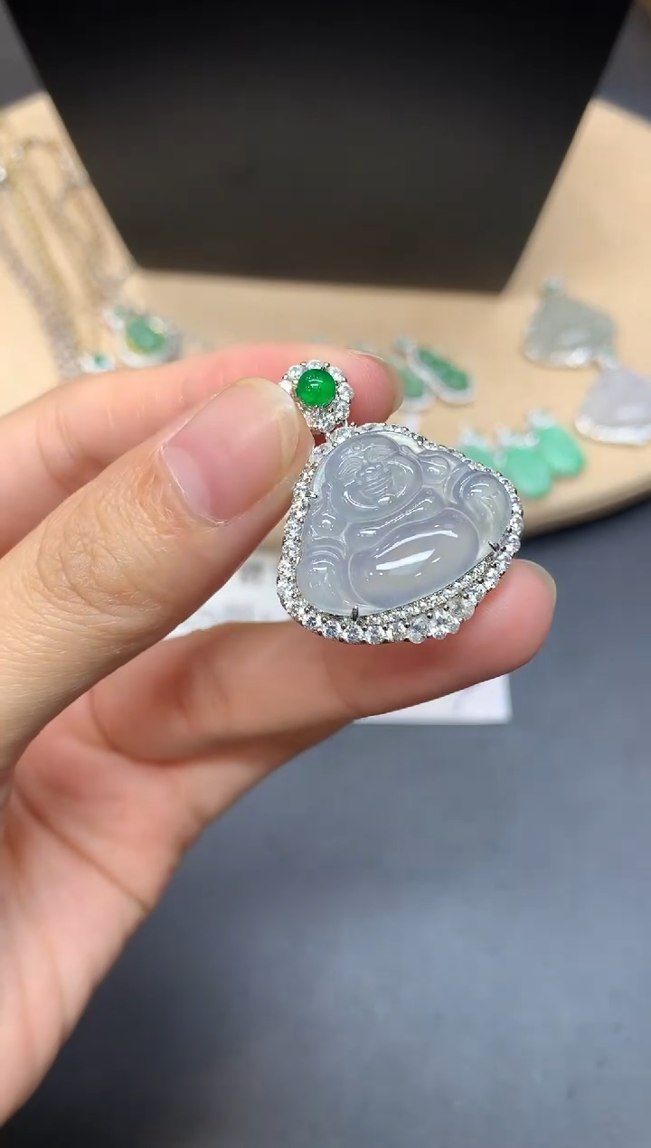 【闪购商品】翡翠吊坠(不含链)银S925镶嵌佛公【多样性发其一】