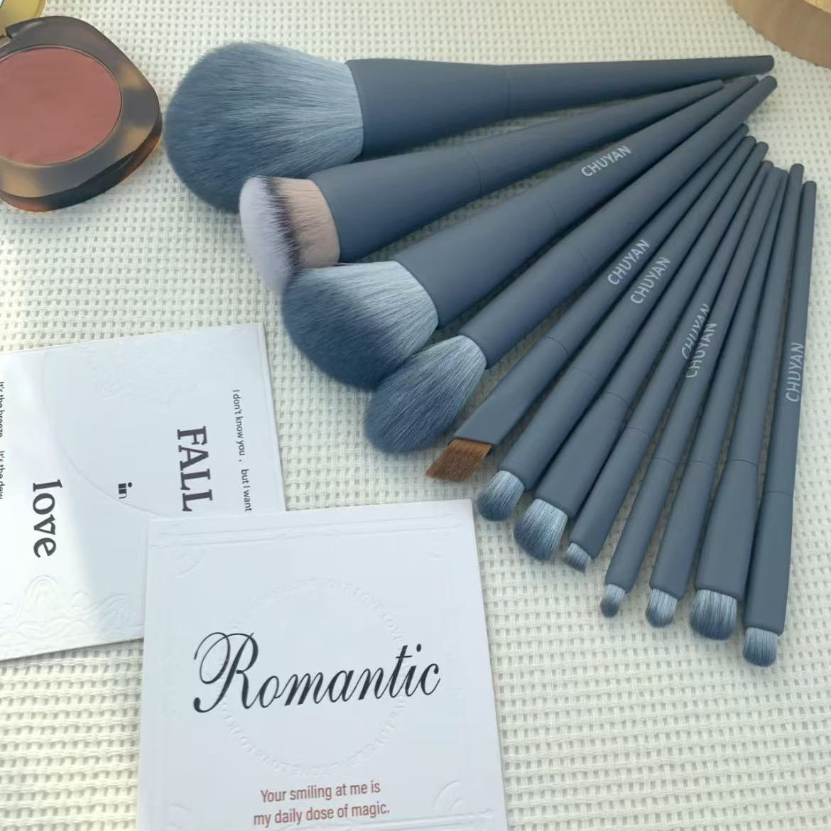 W轻便套装简约化妆刷【苗苗】包