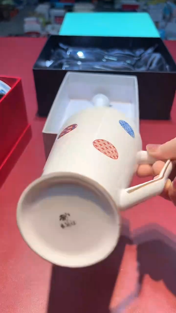 【闪购商品】瓷片锅碗瓢盆一件不剩