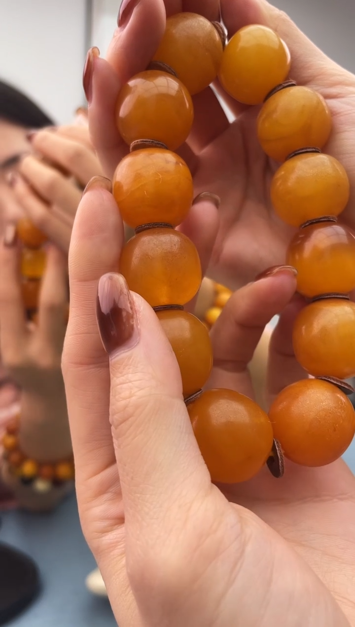 【闪购商品】蜜蜡珠宝奇石未镶嵌068.21，微瑕假一罚十