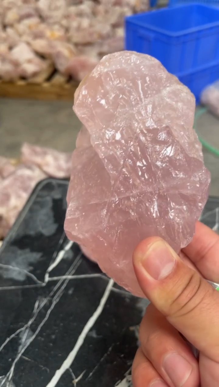 【闪购商品】芙蓉石原石未镶嵌天然粉水晶原石摆件