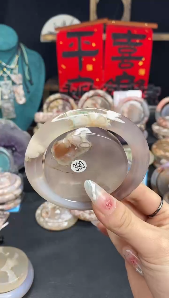 【闪购商品】石英质玉手镯（圆镯）未镶嵌59