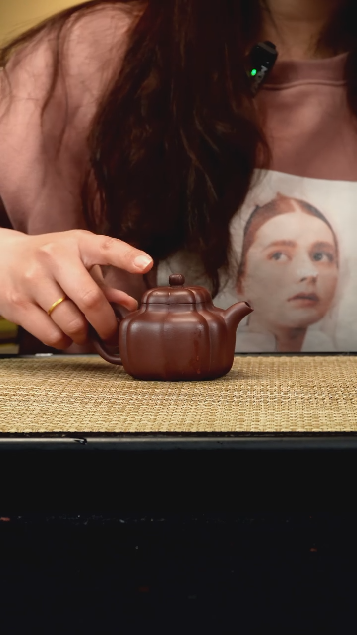 【闪购商品】紫砂茶壶底槽清筋纹德钟160cc