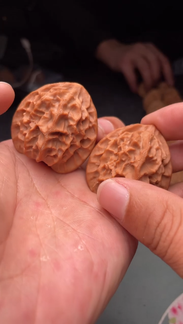 把件文玩核桃a219  龙鳞  40尺