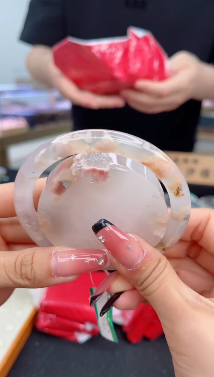 石英质玉手镯未镶嵌63圈口（赠品镯心）352700