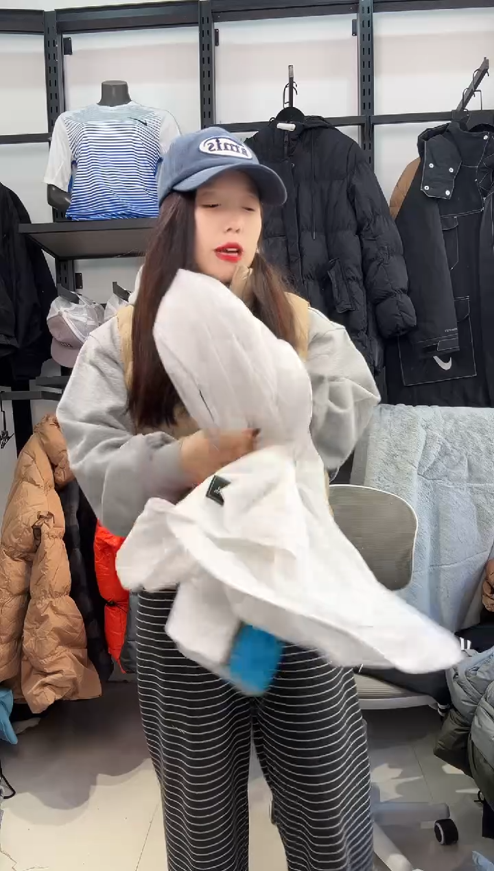 2312   编码  瑕疵直播间过款为准 尺码  ·  2XL'XL;2