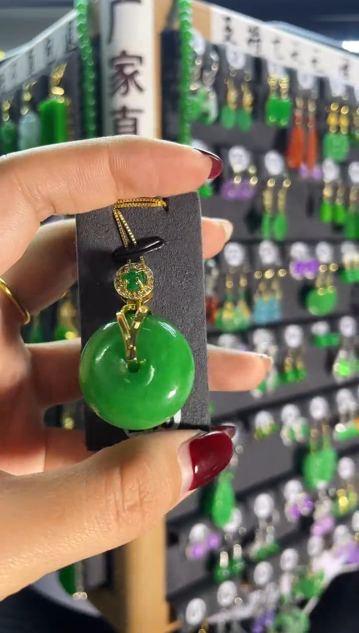 【闪购商品】翡翠耳饰银S925镶嵌243...