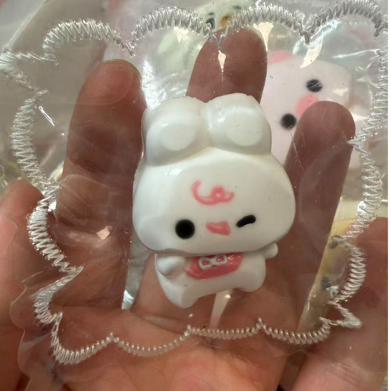 【随机10只鼻嘎捏捏盒】有瑕疵，无售后，介意勿拍