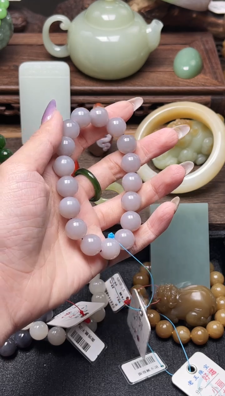 手串未镶嵌和田玉卡12青海烟紫带粉 圆珠9010456
