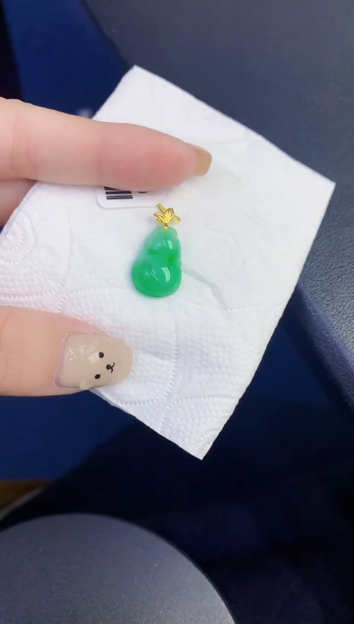 颈饰18K金镶嵌翡翠缅甸天然翡翠A货