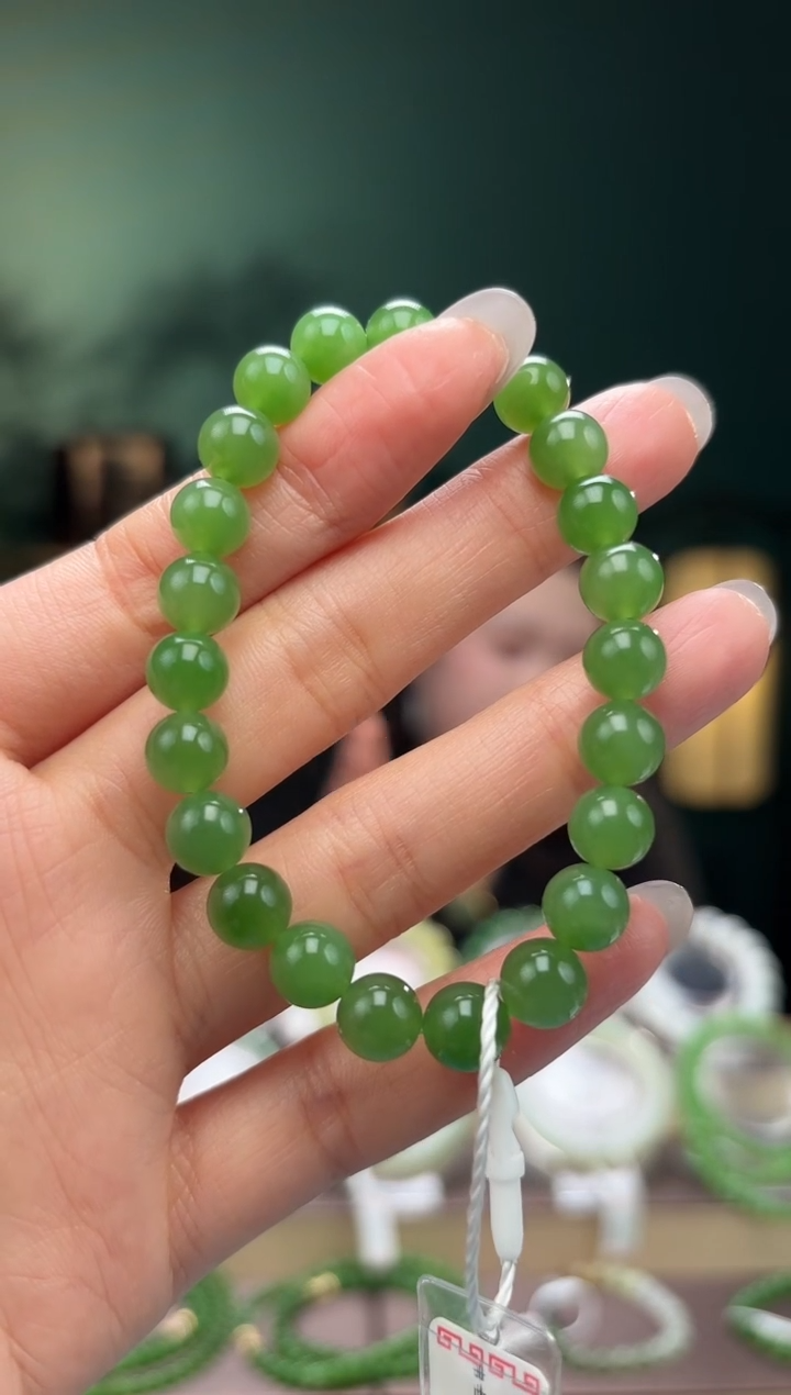 【闪购商品】和田玉手串未镶嵌卡8碧玉手串