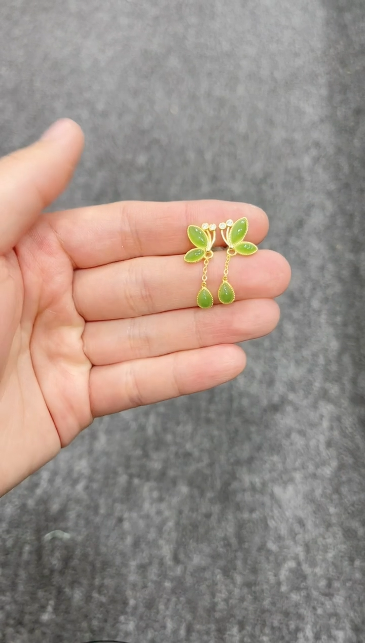 【闪购商品】和田玉耳饰银S925镶嵌06蝴蝶耳钉