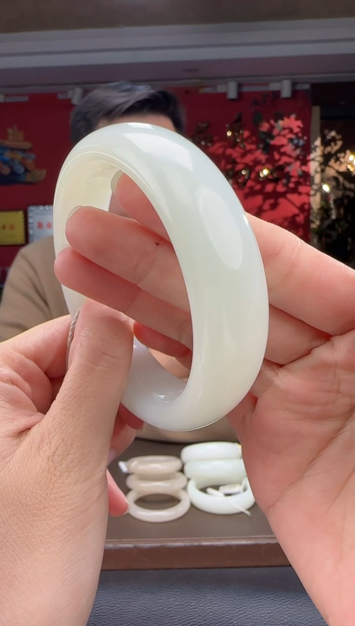 未镶嵌手镯和田玉白玉宽版正装手镯56-61