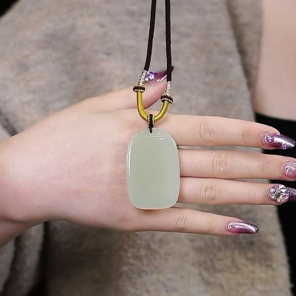 【睿泽鉴宝】和田玉无事牌吊坠  50*30*7 JJY0322