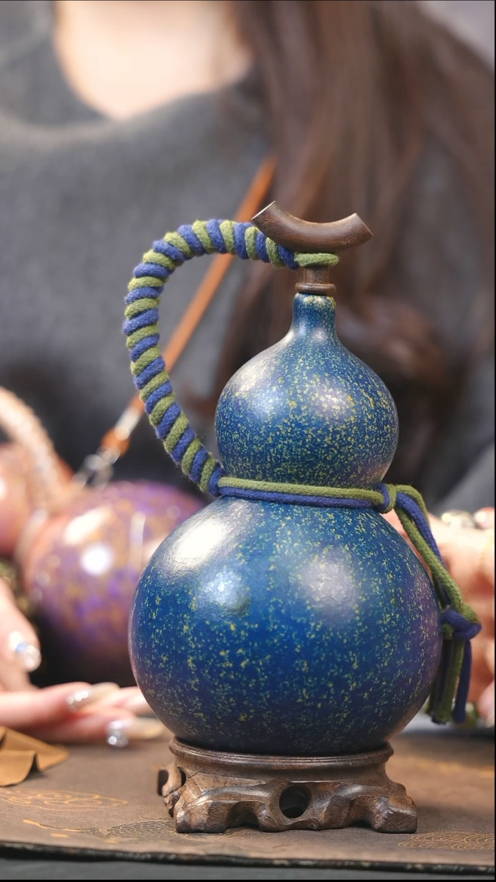 【闪购商品】XG212大漆酒葫芦不包手串及旋转底座