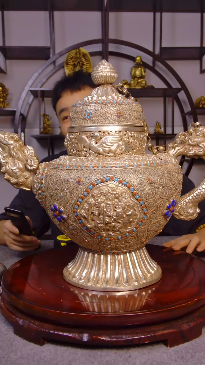 铜阿*莫收藏摆件00001